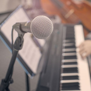 Microphone